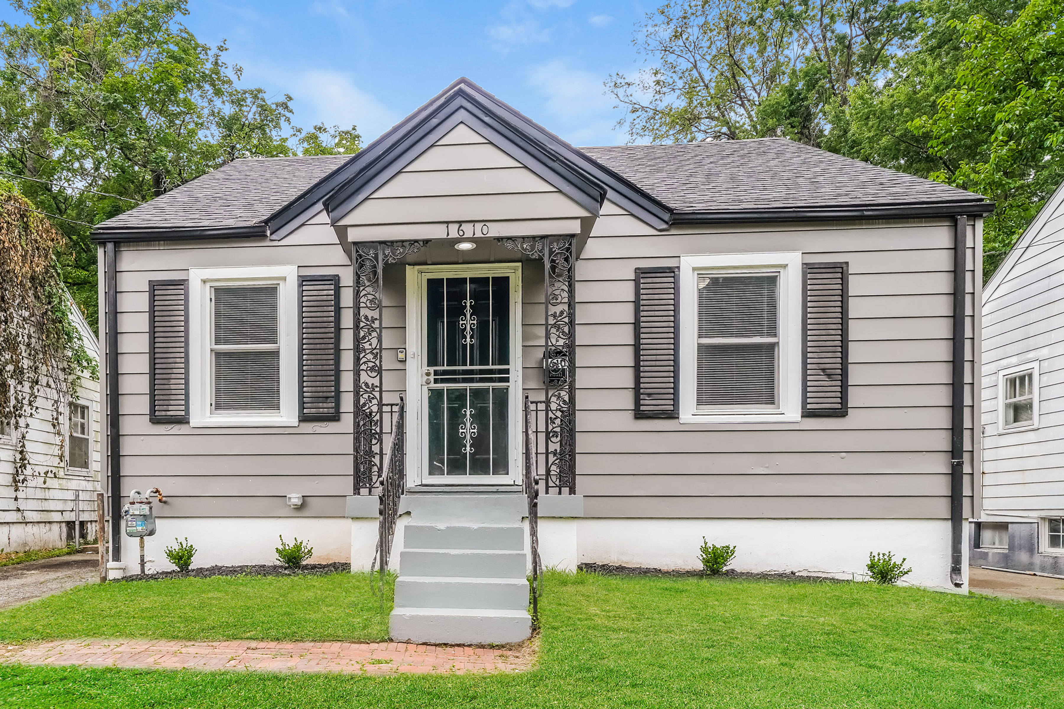 1610 S 28Th St Louisville, KY 40211